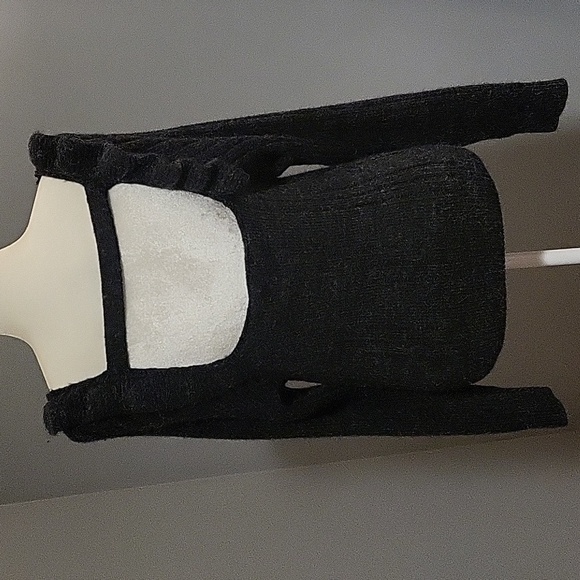 Topshop Soft Open Back Ruffle Detail Charcoal Gray Sweater - Size 4/6 - Picture 8 of 11